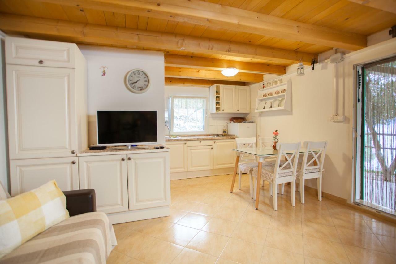 Buc-Vila Nada Villa Крес Екстериор снимка